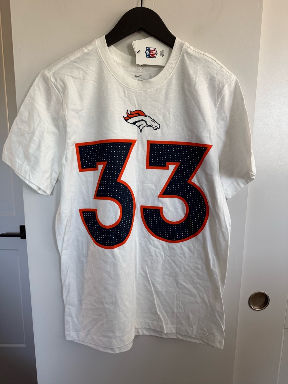 NWT Nike Broncos Javonte Williams 33 Tee Men’s Size Medium (Unisex)